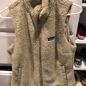 Patagonia tan fleece vest